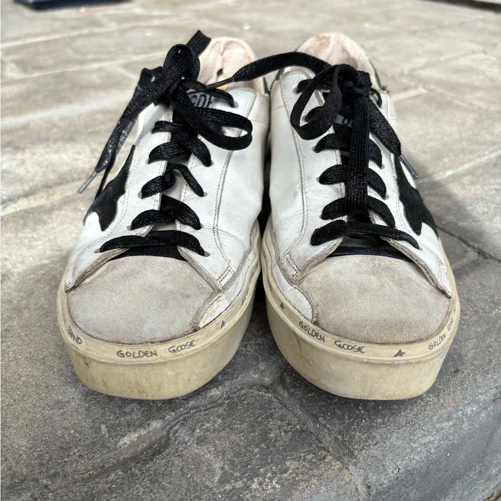 Golden Goose Sneakers with Black Star Accent - Picture 5 of 10